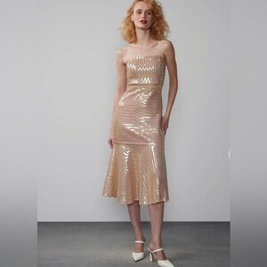 Elegant Gold Strapless Sequin Dress